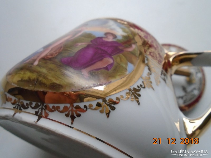 Imperial elbogen sugar holder with gold brocade pattern, mythological scene, impressed sword arm mark