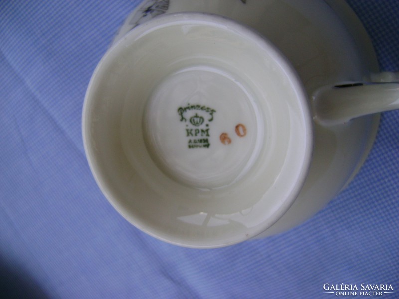 Luxus  KPM Berlin KIRÁLYOK porcelánja  új, nem használt, kiváló ajándék lehet ÚJ ÚJ.