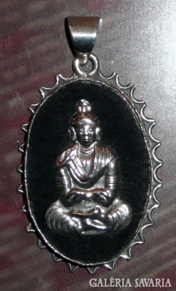 Ezüst Ülő Buddha medál 4,7cm