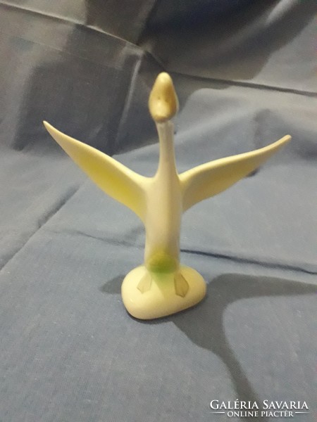 Hollóházi porcelán repülő hattyú