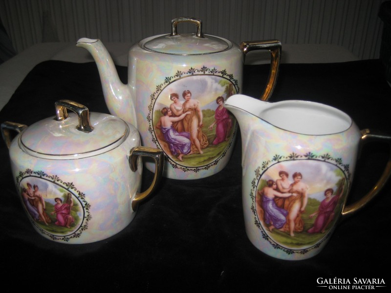 3 Altwien tea pourers, in a beautiful iridescent color, the handle is slightly worn