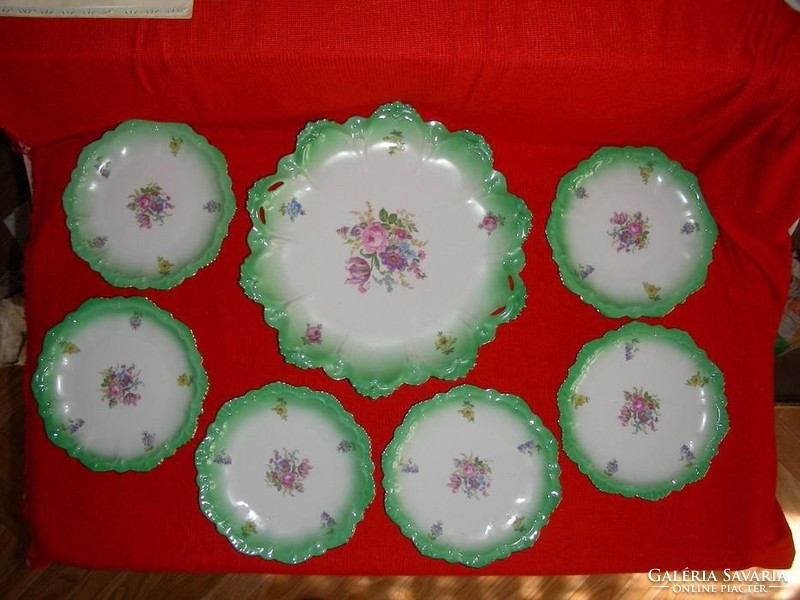 Altrochlau porcelain cake set