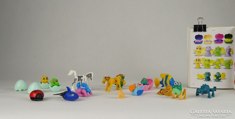 0U563 Gyűjtői Kinder figurák állatok 14 darab