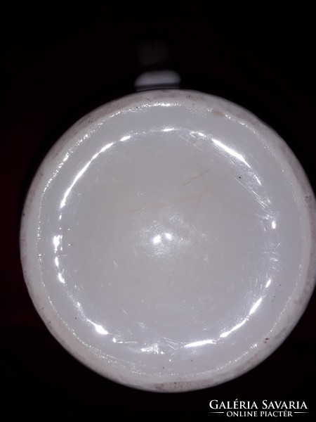 Huge porcelain jar, 1 liter