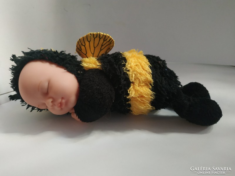 Bee Anne Geddes doll (811)