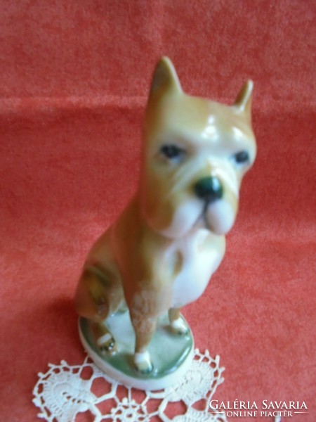 Zsolnay porcelán boxer kutya figura
