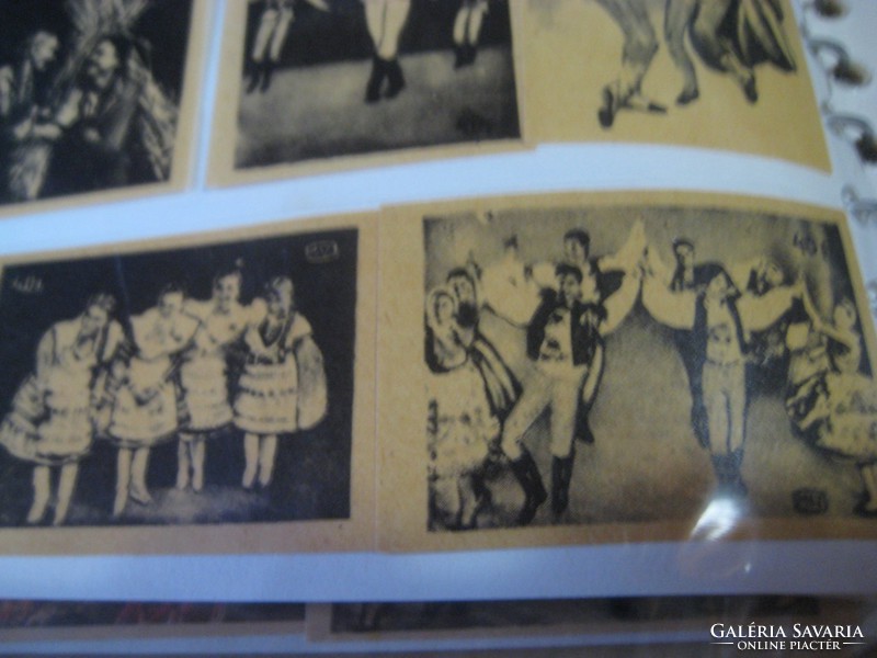 Népi táncos ,  gyufa cimke sor  a 60 as évekből , 12 db