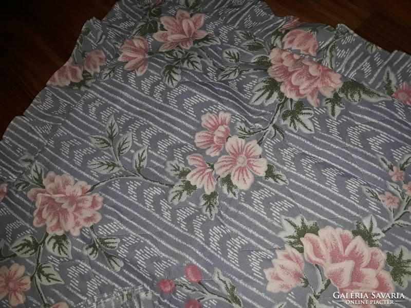 2 Decorative cushion covers-84x65cm