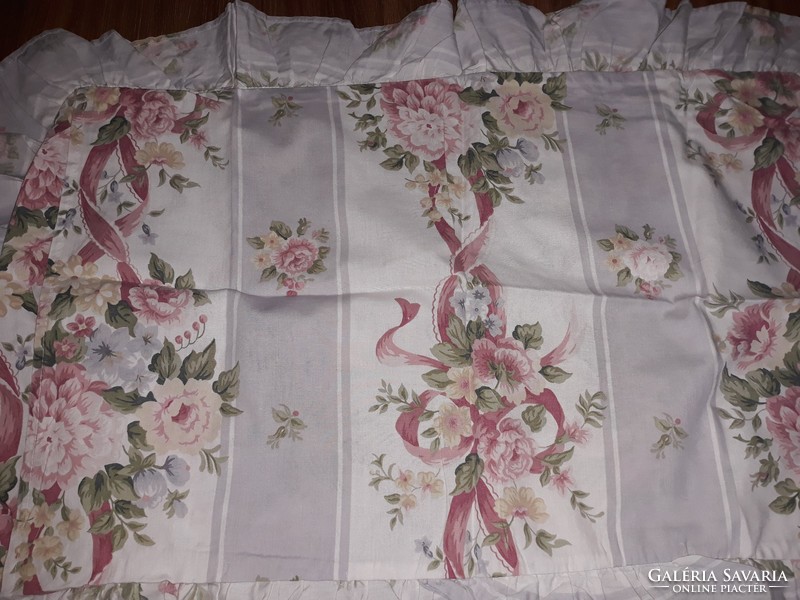 Ruffled pillowcase 88x55 cm