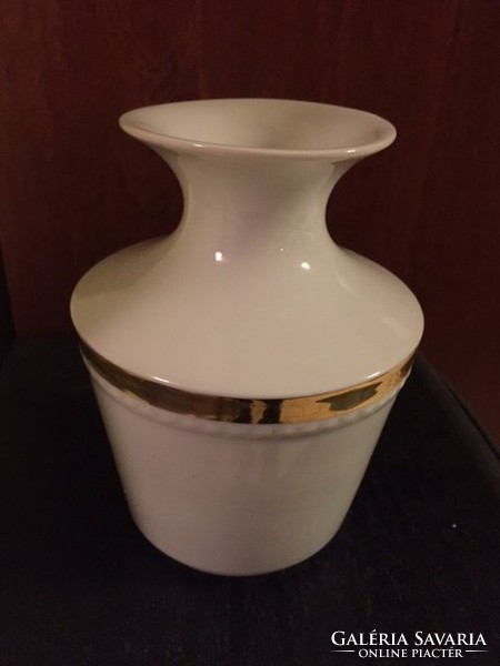 Fehér-arany német Fürstenberg porcelán váza 1989 előtti (50)