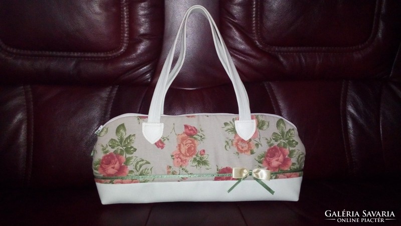 Small pink bag, toiletry bag