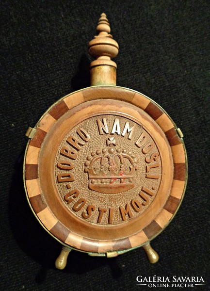 1890 Hand-carved wooden water bottle with Croatian inscription around the crown
