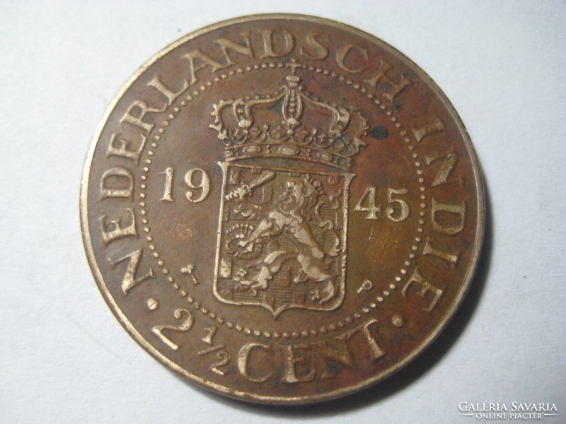 Dutch colony Nederladsch indie 2 1 /2 cents 1945, diameter 31 Mm, Dutch-india / today's Indonesia