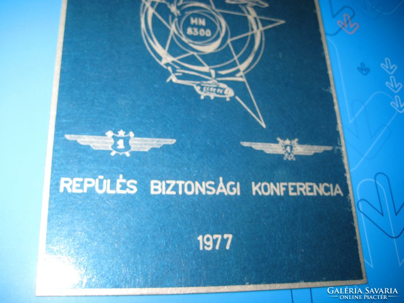 Repülés Biztonsági konferencia 1977  .  9,5 x 14,5 cm , emlék plakett