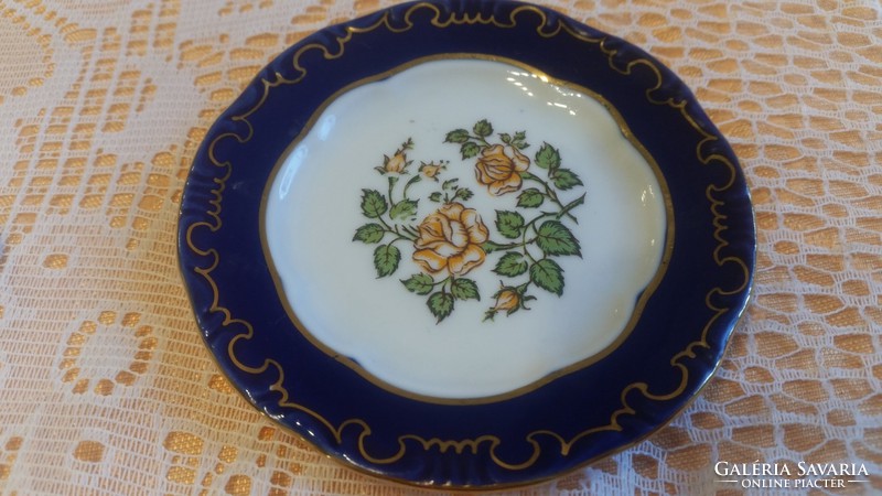 Zsolnay kék szélű virágos dísz tányér eladó!