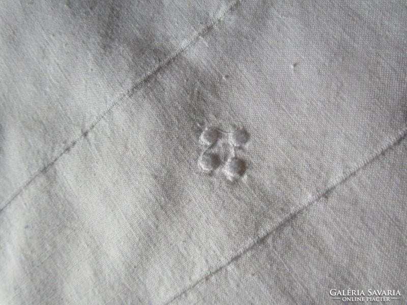 SZECESSZIÓS DÍSZPÁRNA PÁRNA PÁROS HÍMZETT HÍMZÉS 1908 W M MONOGRAMM ÉRTÉKES MAGYAR KÉZIMUNKA 