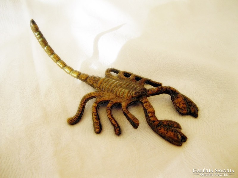 Lifelike copper scorpion figure