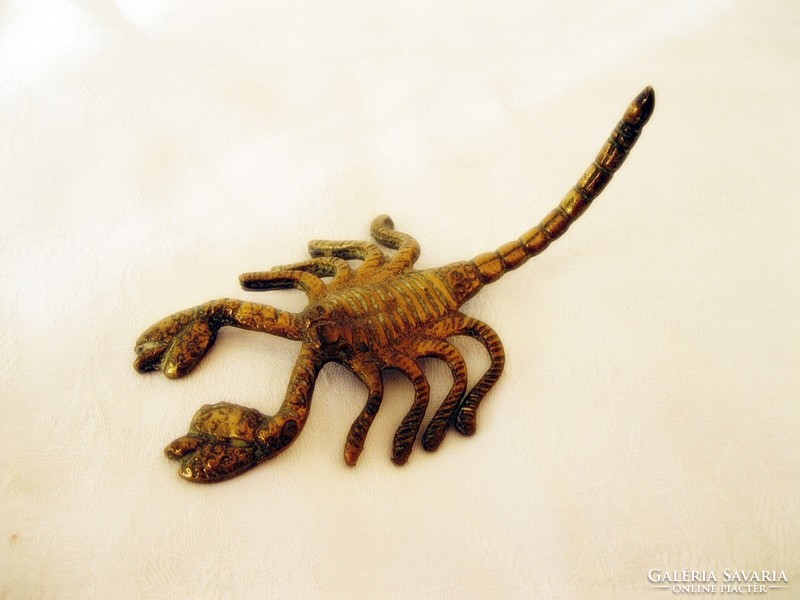 Lifelike copper scorpion figure