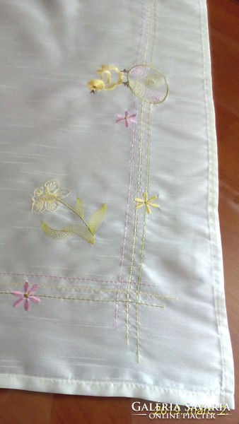 Bright tablecloth with an Easter motif