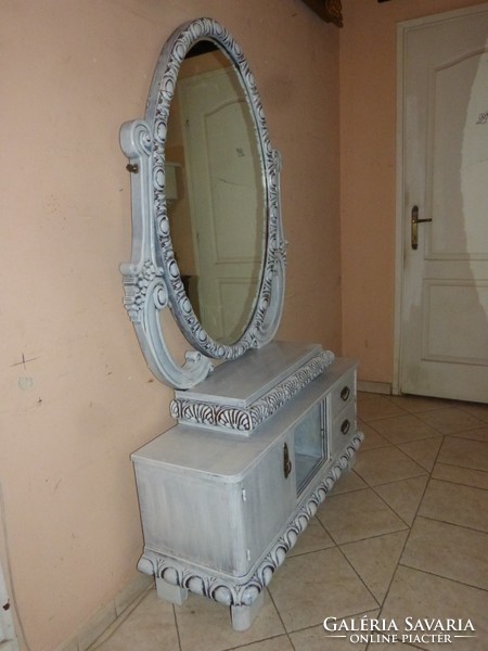 Toalett szekrény, tükör