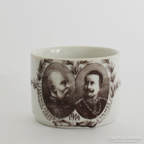 I. World War II porcelain commemorative cup with portraits of Joseph Francis and Emperor William /5./