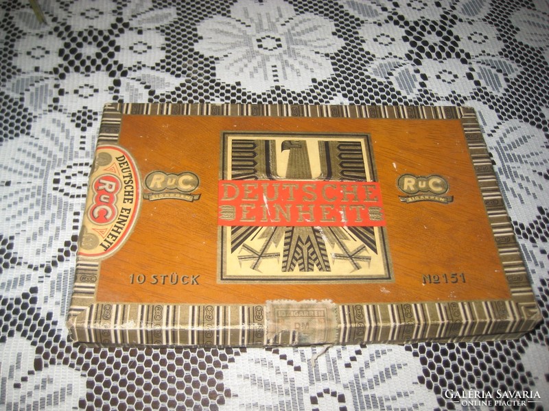 Szivarkák  , A  Német Egység tiszteletére  megjelentetett  ,  Szumátriai  szivarok  11 cm