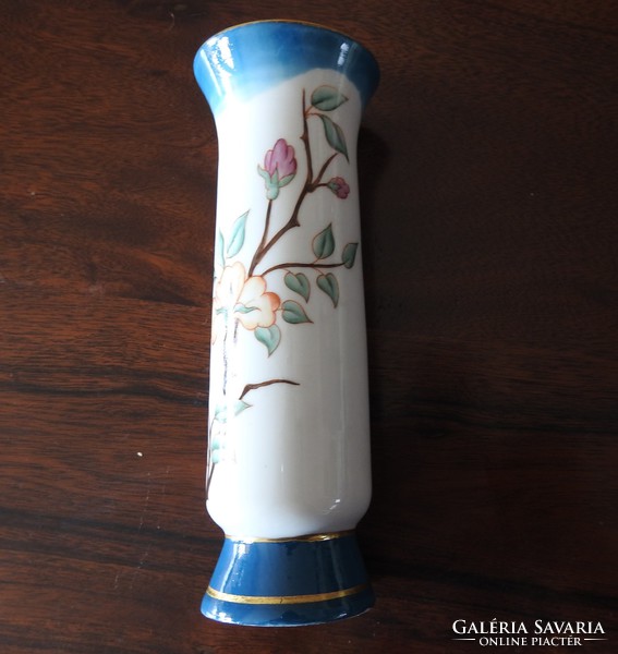Flowering branch patterned vase