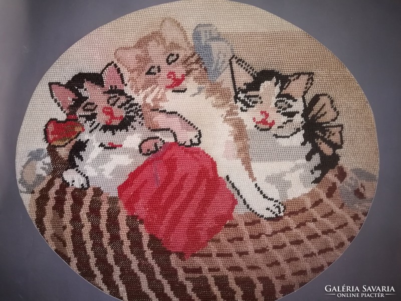 Kittens tapestry