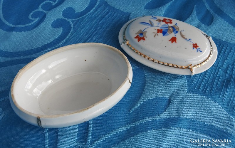 Antique zsolnay oval modern bonbonnier with flower pattern