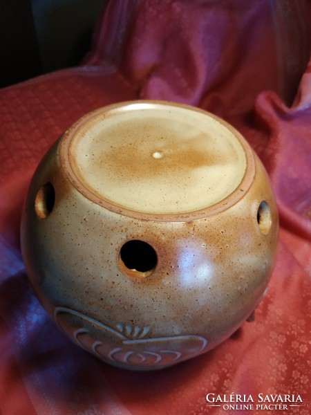 Onion holder ceramic