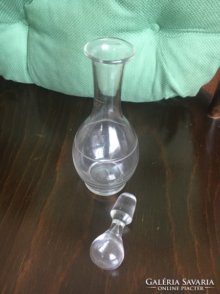 Vintage pálinkás üveg butélia dugóval, letisztult egyszerű forma