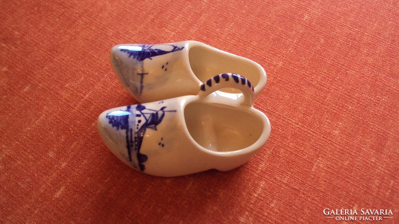 DELFT-i, papapucs alakú,holland porcelán,fogvájó tartó,jellegzetes motívummal díszítve. (+ajándék)