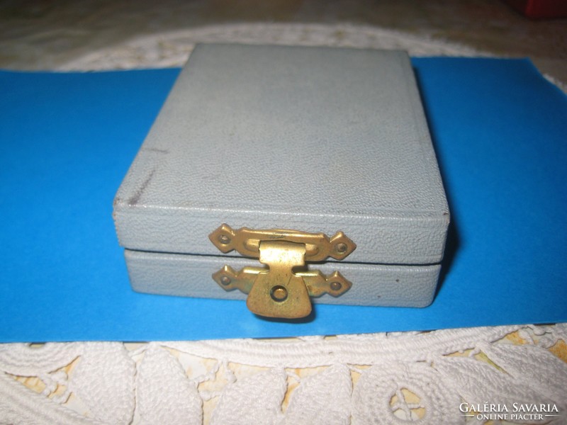 TIT  .kitüntetés eredeti dísz dobozában   23 mm