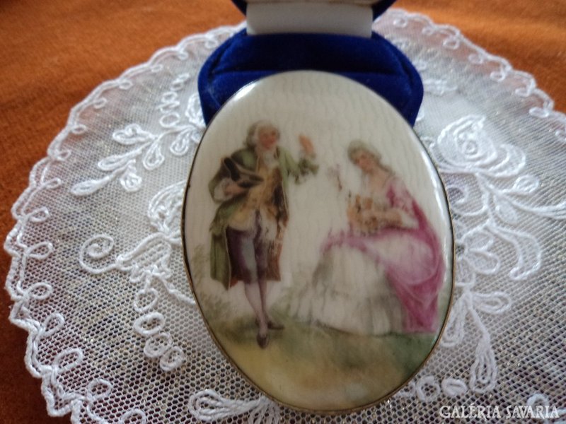 Antik porcelán bross miniatúra 