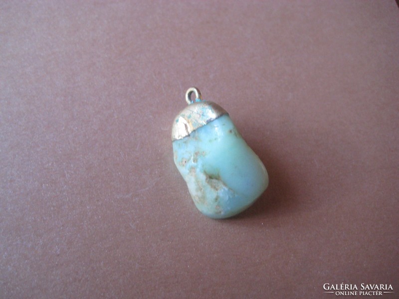 Pendant, natural stone handwork 1.2 x 2 cm, the holding part is probably silver
