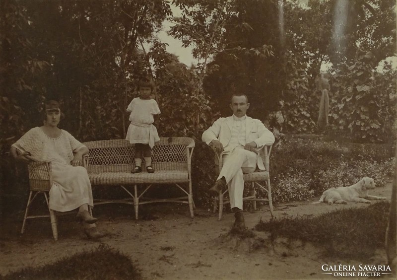 0W050 Régi családi fotográfia keretben ~1920