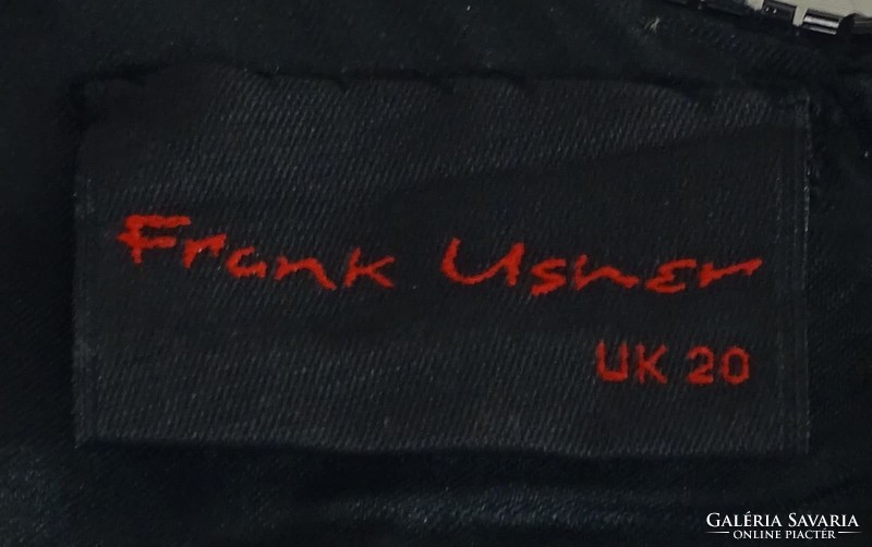 0W207 Frank Usner fekete gyöngyös estélyi ruha