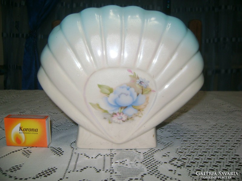 Old fan-shaped vase
