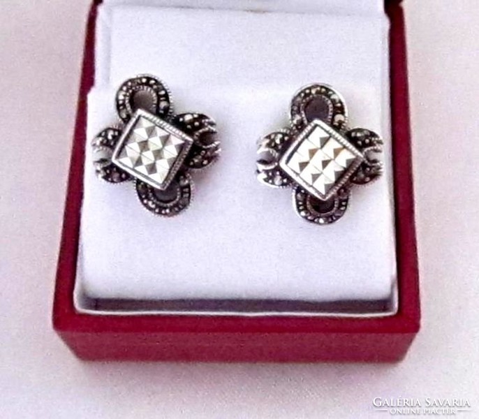 Sterling Silver marcasite  gorgeous stud  earrings, hallmarked