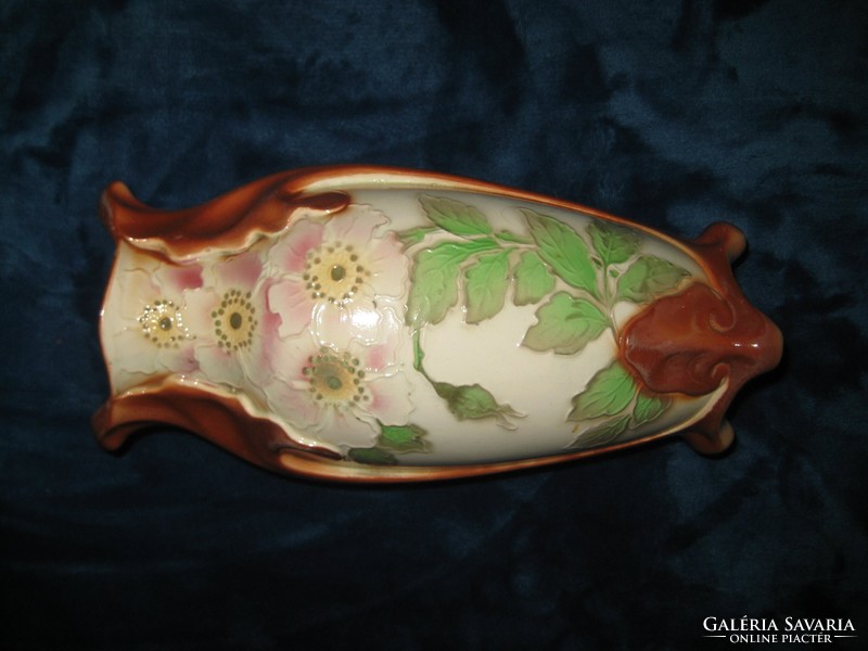 Keller & Guerin .francia  majolika  váza , visszafogott színekkel   a szecesszió korából