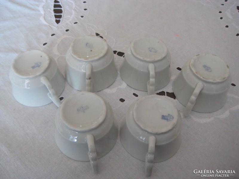 Zsolnay , manó  füles  , pajzs pecsétes  mokkás csészék,  készlet    6 db , átm. 5,2 cm