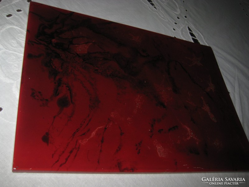 Zsolnay tile, many shades of red, beautiful labradorite, multi-fired eosin 21 x 29 cm