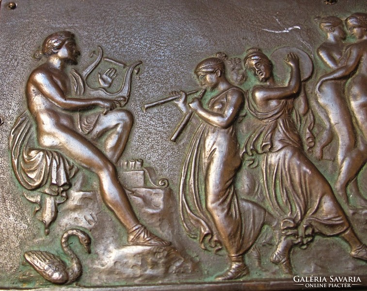 Régi,igényes bronz falidísz,római kori jelenettel.