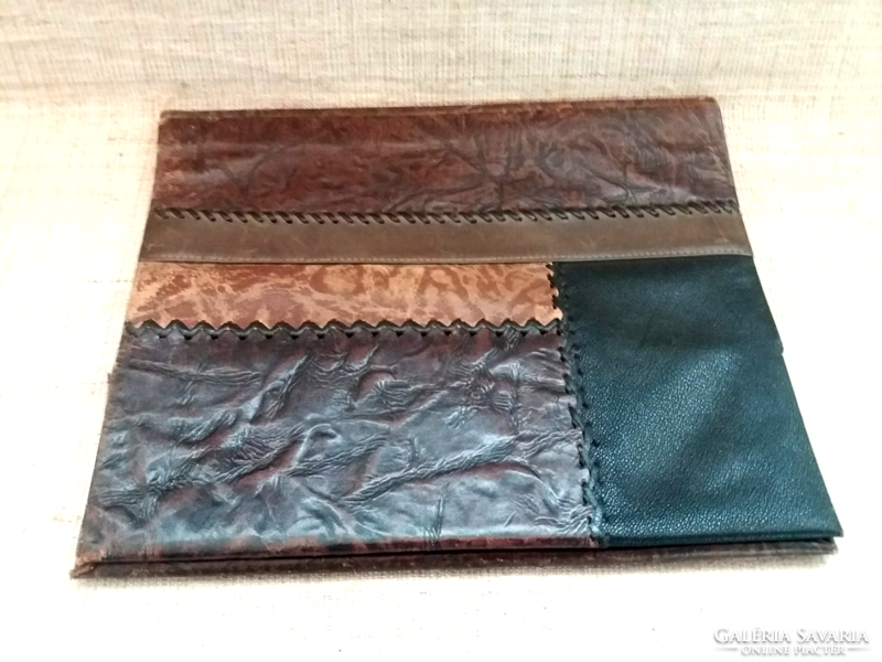  KÉZZEL KÉSZÍTETT SELYEM BÉLÉSES BŐR DOSSZIÉ KÖNYV BORÍTÓ