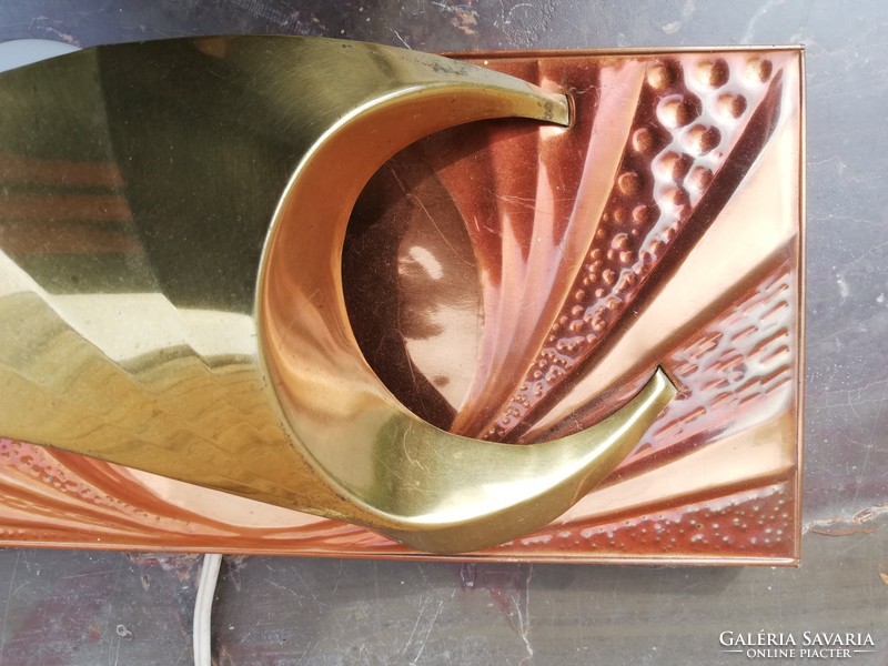 Retro artistic designer copper wall lamp with goldsmith artwork