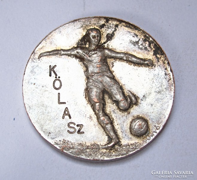 Klass, 1947-48 championship medal.