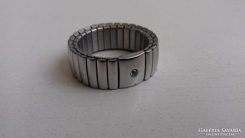 Beautiful condition brand marked stainless steel spring ring adorned with tiny polished stone