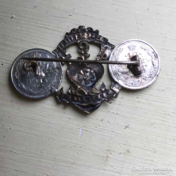 Monarchy, ww1, memorial silver badge