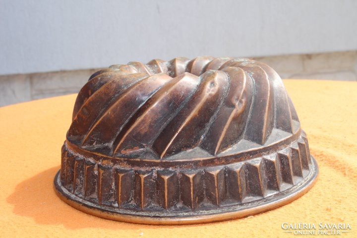Special price. Antique ball oven shape copper wall decoration, cake oven! Also in the Biedermeier collection!