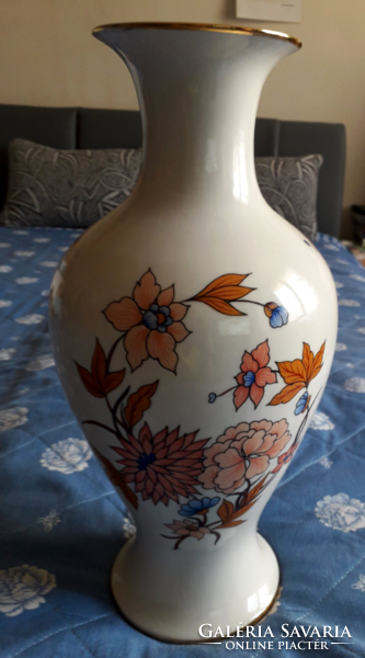 Raven's house vase (36 cm)